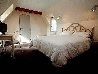 Logis Hotel Le Prieure Des Gourmands Châteaubriant Extérieur photo