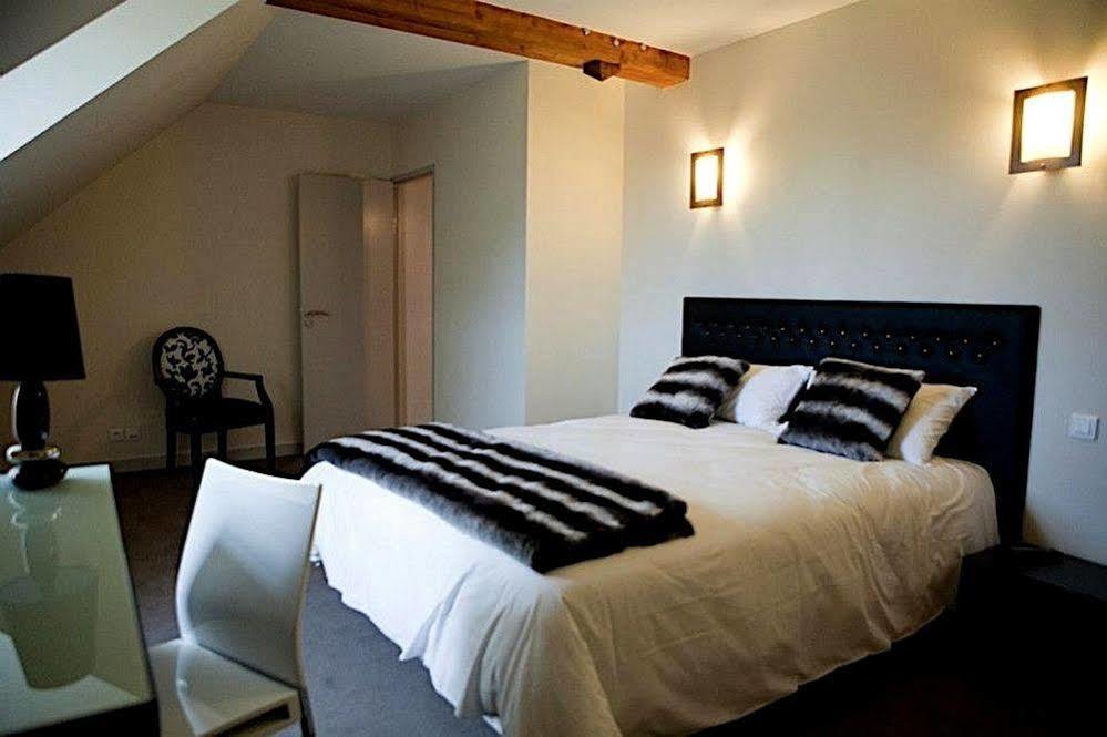 Logis Hotel Le Prieure Des Gourmands Châteaubriant Extérieur photo